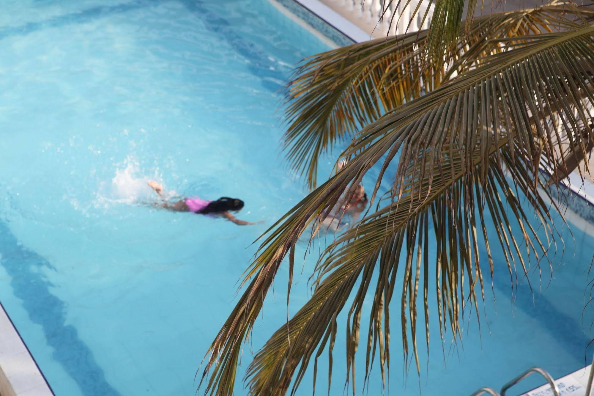 Hotel Boquilla Suites By Geh Suites Cartagena Ngoại thất bức ảnh